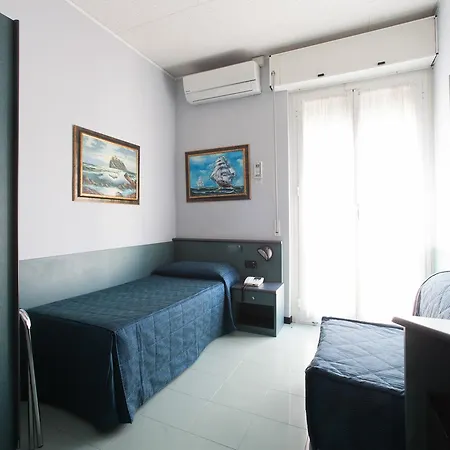 Tirreno Hotel 3*