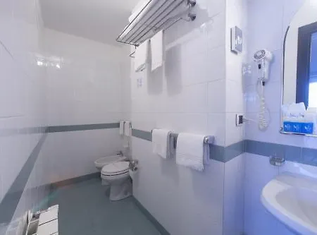 Otel Tirreno 3*
