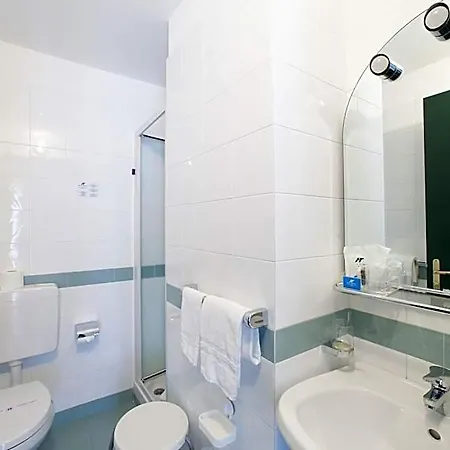 Tirreno Otel