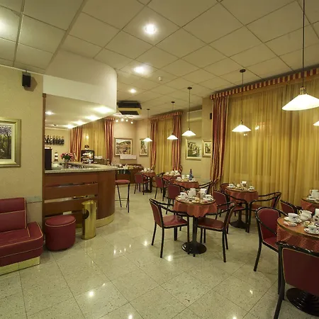 Tirreno Hotel 3*