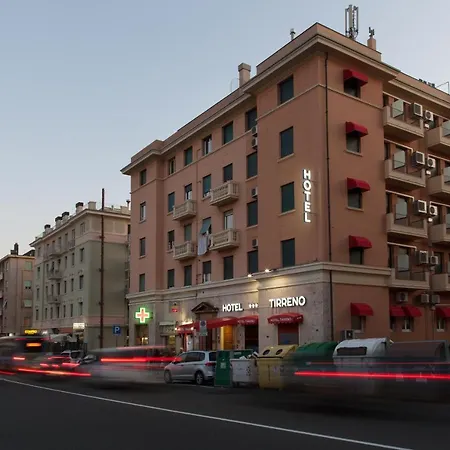 Tirreno Hotel Genoa