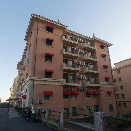 Tirreno Hotel 3*