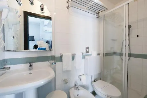 Tirreno Hotel Génova