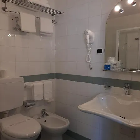 Hotel Tirreno